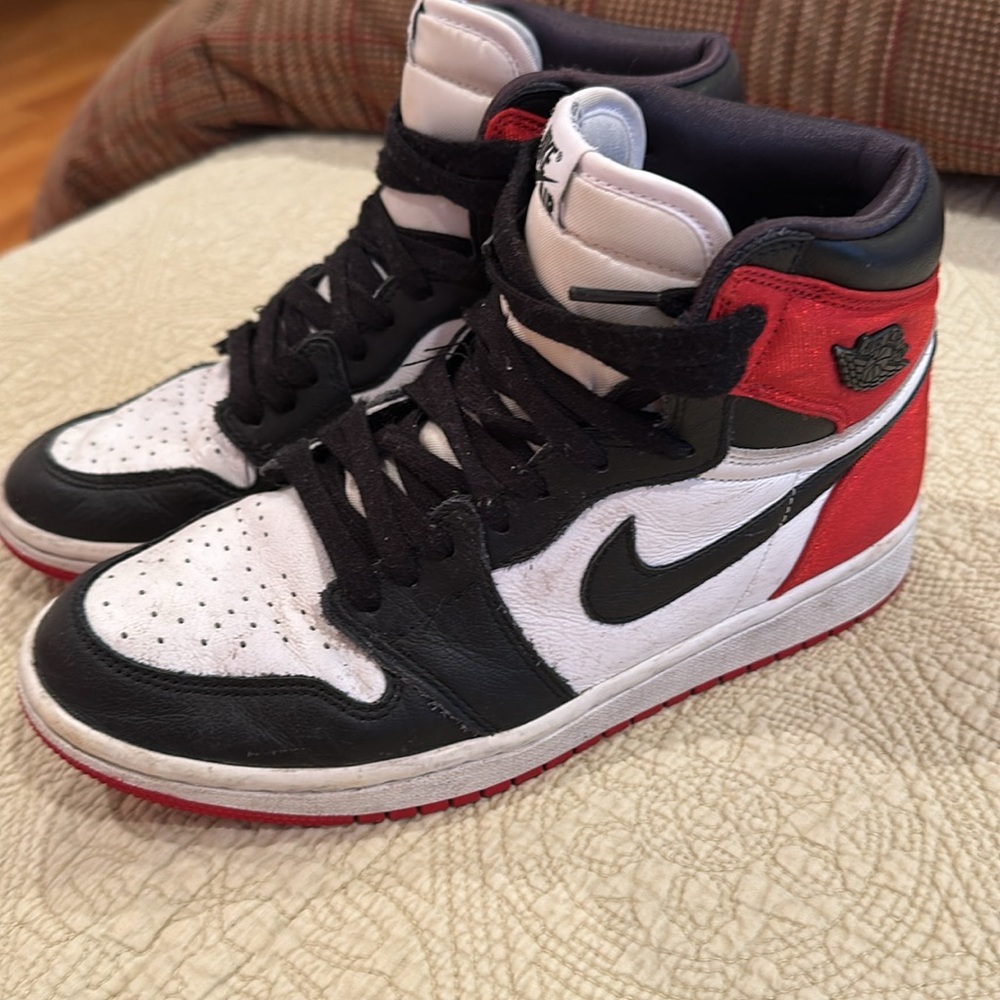 Nike Air Jordan woman’s size 8.5